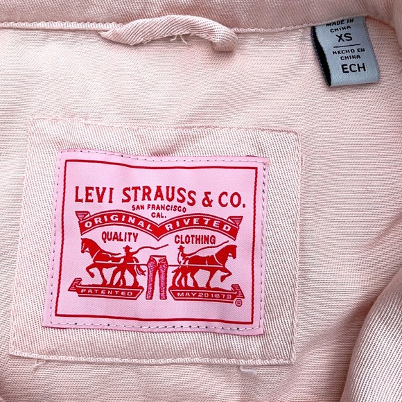 NWT Levi’s Light Jacket size XS - Picture 2 of 4